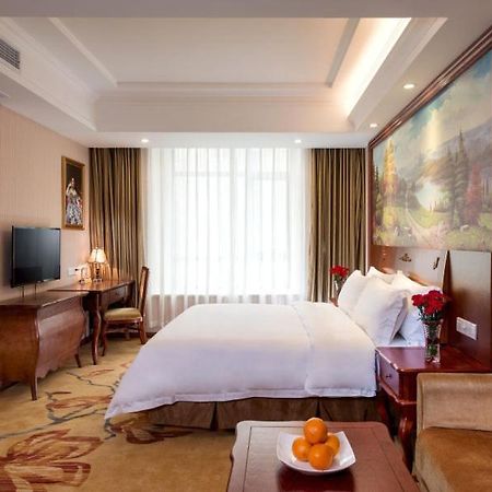 Vienna Hotel Puning South Huancheng Road High-Speed Train Station מראה חיצוני תמונה